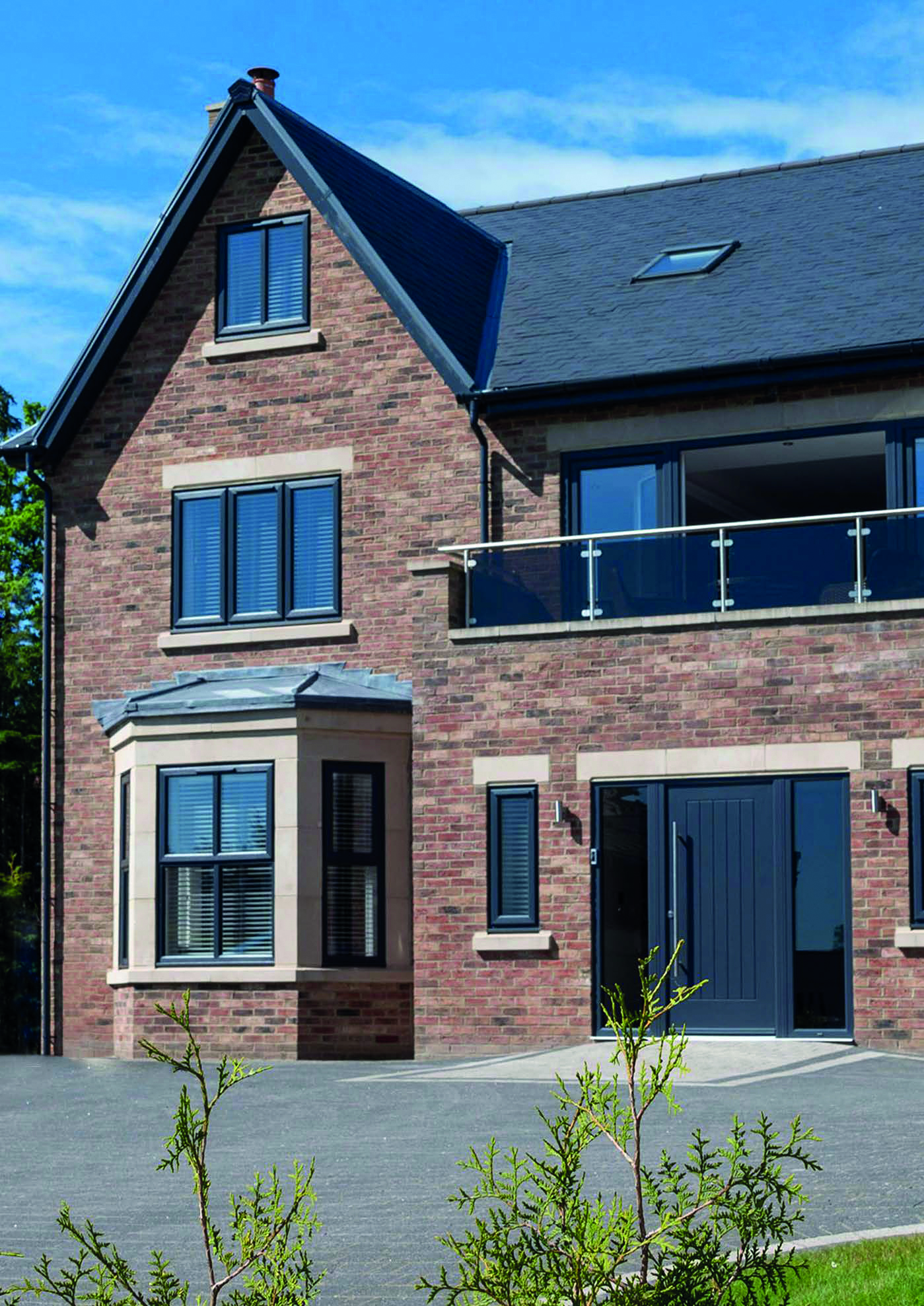 Aluminium entrance doors