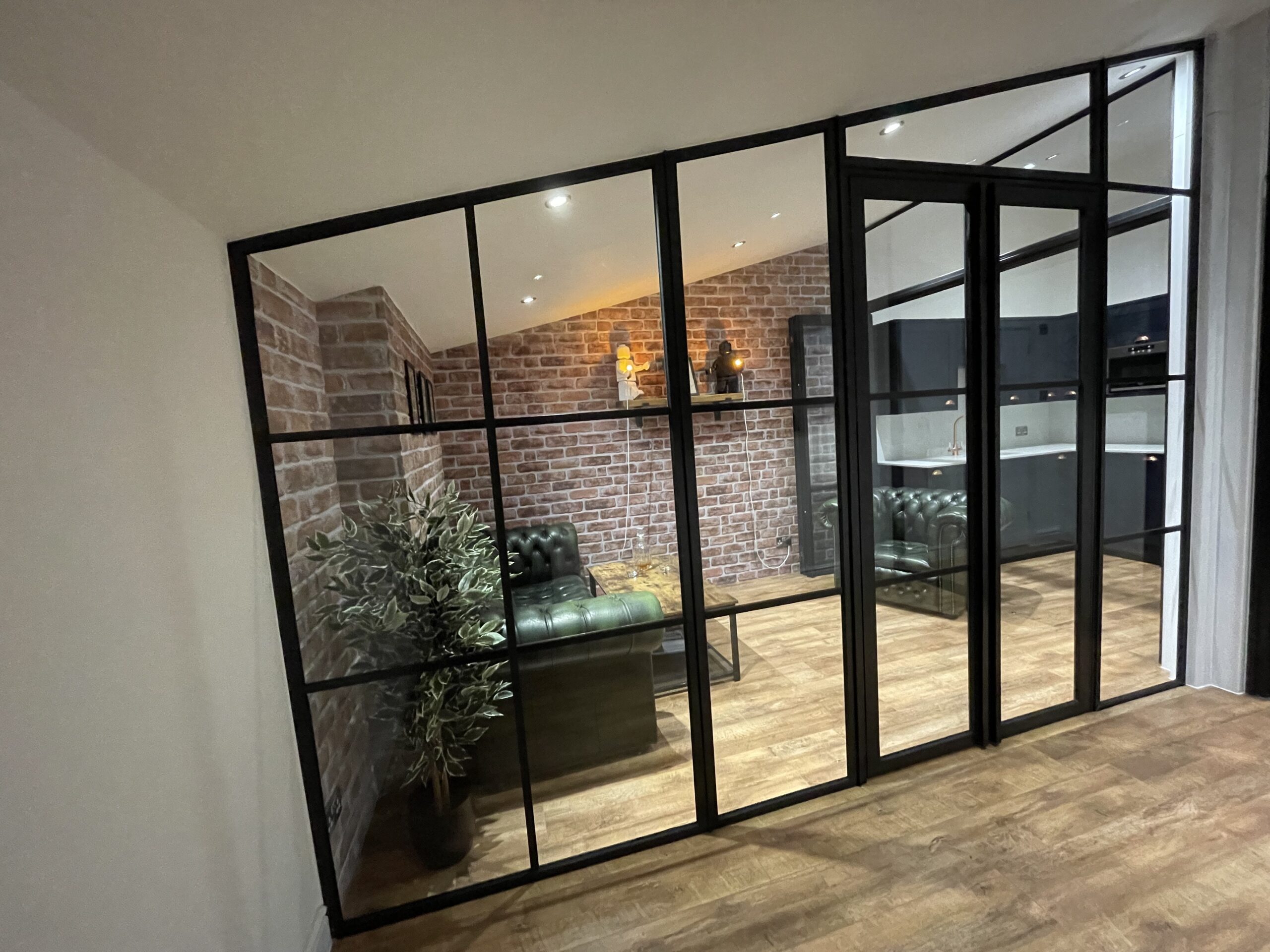Sleek aluminium interior doors and screens