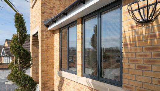 C18 -Classic Window Flush Contemporary – Anthracite