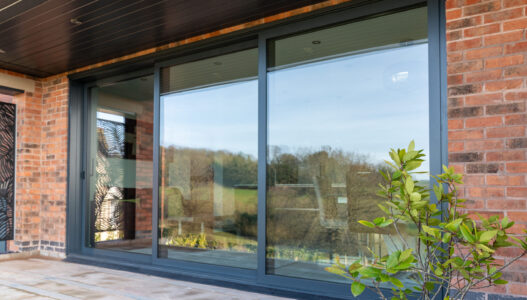 LS08 – L&S Patio Triple Track – Anthracite LS08 – L&S Patio Triple Track – Anthracite